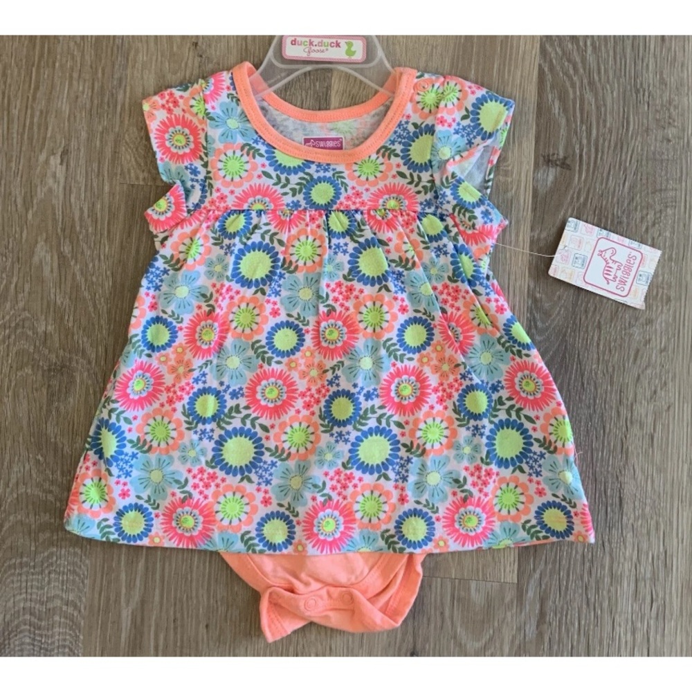(NWT) Swiggles Girls Size 6-9 Months Orange & Blue Floral Romper